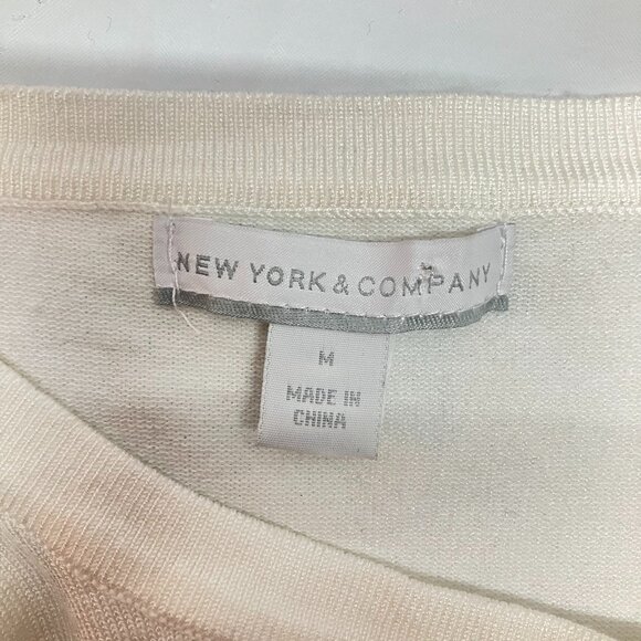 New York & Company white cropped 3/4 sleeve cardigan rhinestone buttons size M - Picture 5 of 5